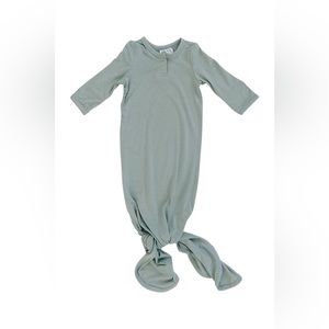 Mebje Baby Sage Knotted Gown